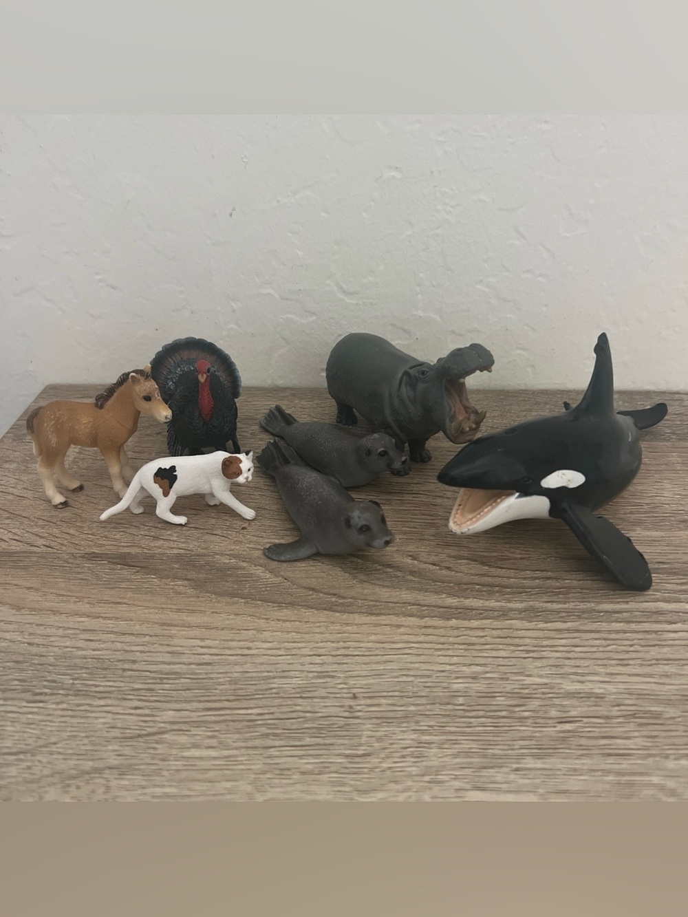 Bundle lot of 7 vintage Schleich Animals: Orca Hippo Turkey Cat Horse & 2 Seals